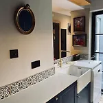 Spacious Boutique Bristol