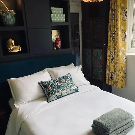 Spacious Boutique *