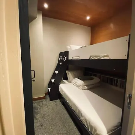 Spacious Boutique * Bristol