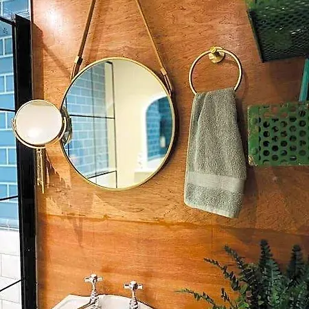 Spacious Boutique