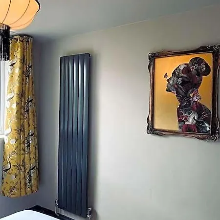 Spacious Boutique Bristol