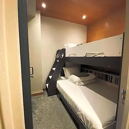 Spacious Boutique Bristol